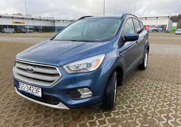 Ford Escape cena 60500 przebieg: 78000, rok produkcji 2017 z Słupsk małe 277